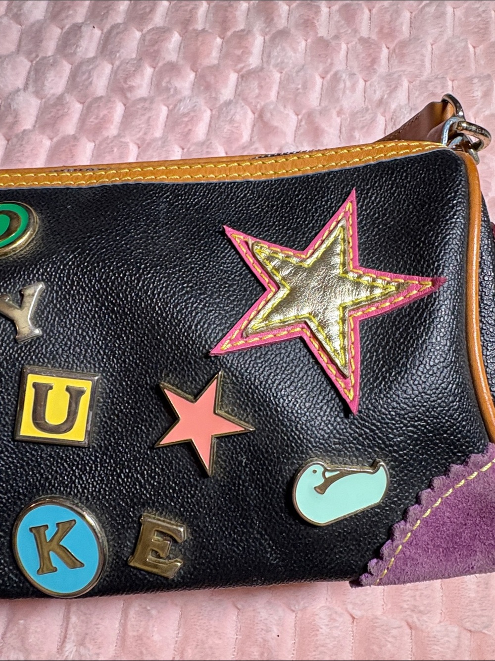 ๐ฉท Y2K/Vintage Colorful Patchwork Dooney & Bourke | Shoulder Bag ๐ - Picture 5 of 16